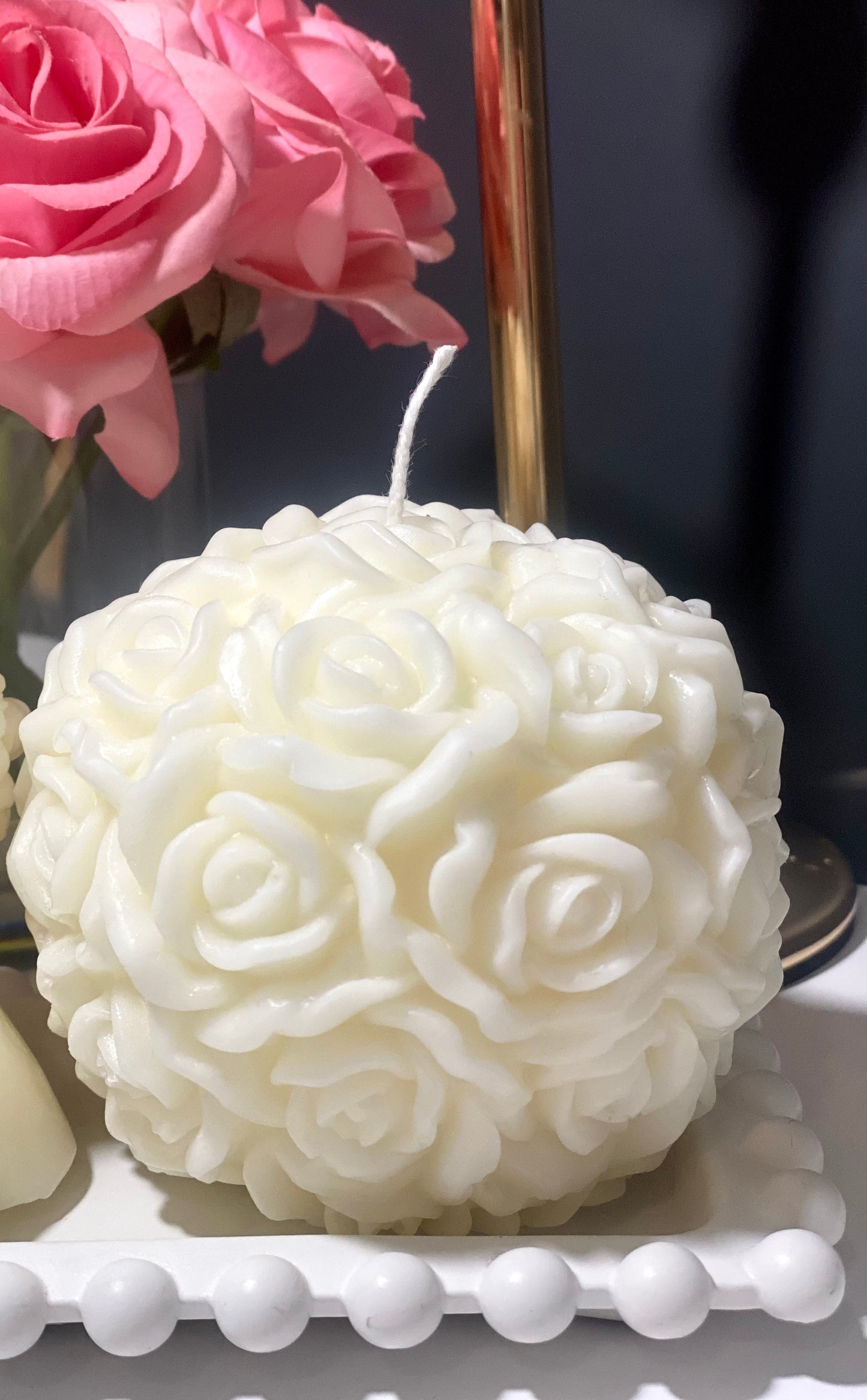ROSE BALL CANDLE
